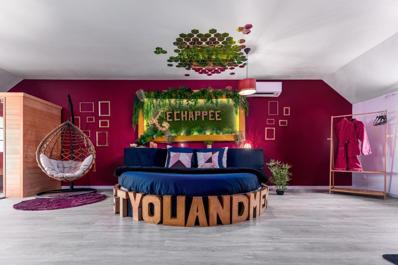 Suite L'Echappee - Maison Romantique - Spa & Sauna Privatif- Pole Dance - Lit Rond Avec Miroir Au Plafond Pezarches Εξωτερικό φωτογραφία